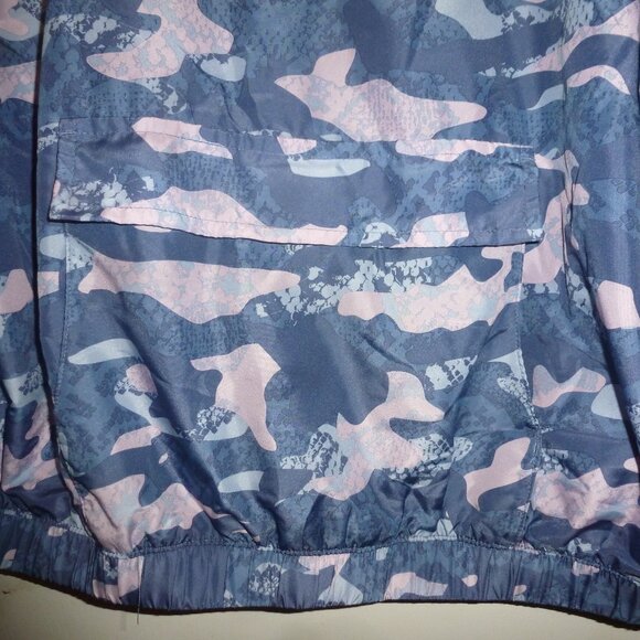 Reebok women’s half zip windbreaker pullover top with front pockets - Picture 4 of 9